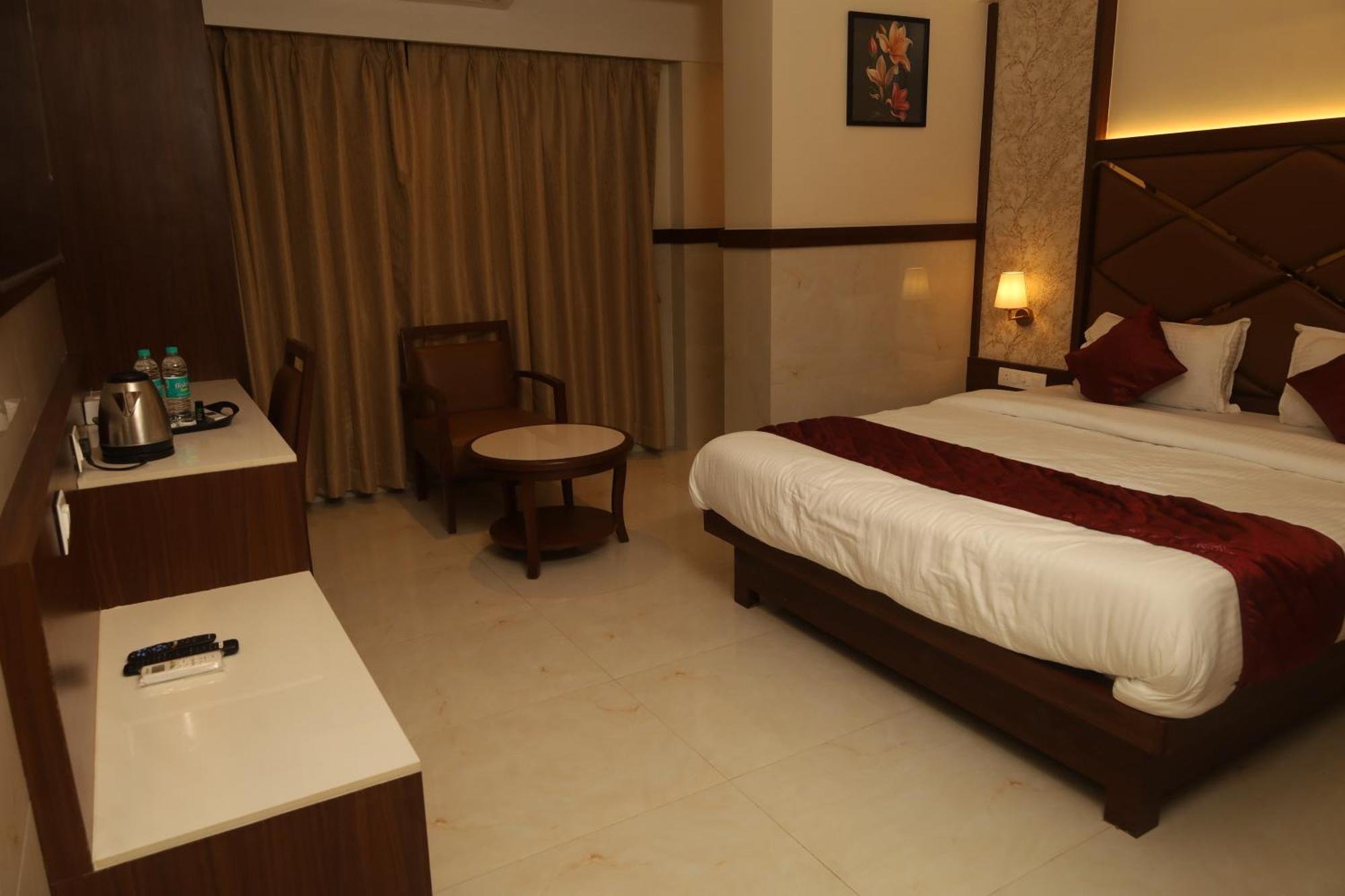 Hotel Prestige Residency ثين المظهر الخارجي الصورة